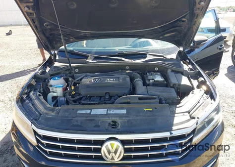 2017 Volkswagen Passat 1.8T Se из США, поврежденный, VIN 1VWBT7A35HC011116